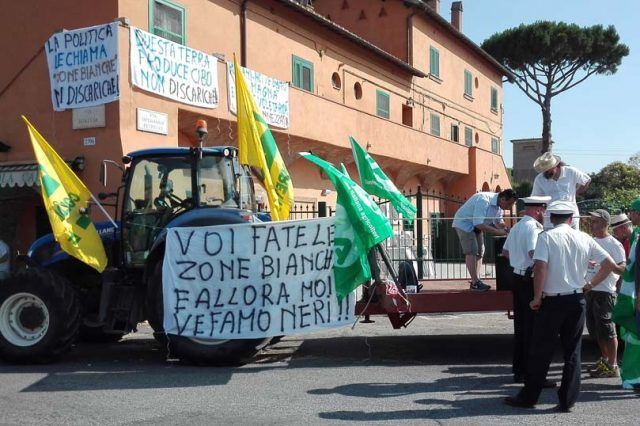 Fiumicino_mobilitazione_anti_discarica