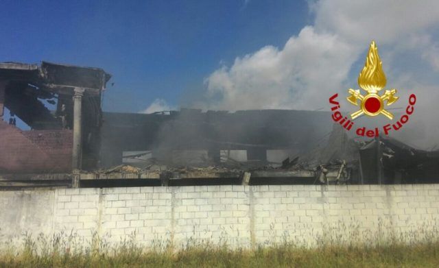 Incendio-EcoX-Pomezia-770x470