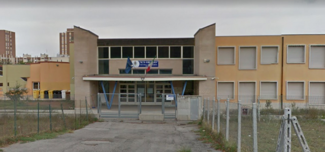 Pomezia, scuole sporche: il personale addetto alle pulizie sospende ... Stato di pulizia