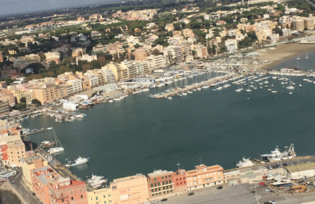 porto anzio dall'alto