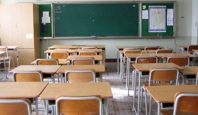 scuola-banchi-2