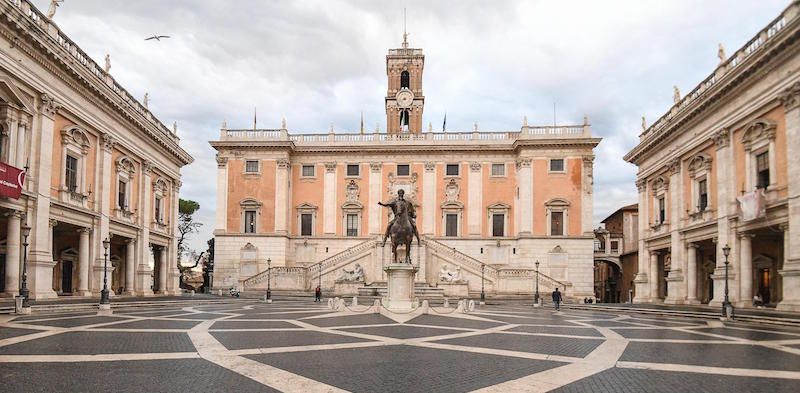 In vendita l'attico di Ennio Morricone con una splendida vista sul Campidoglio