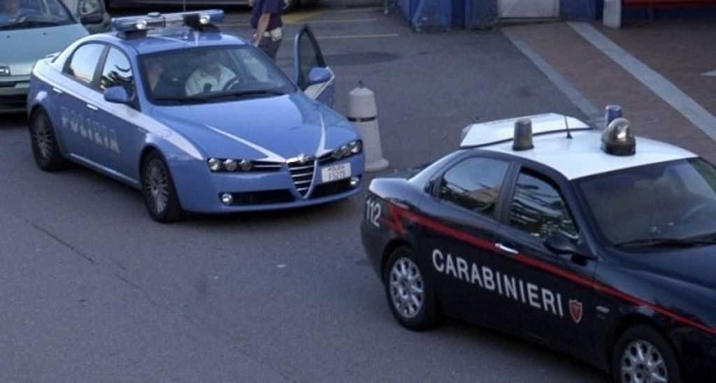 bandiera nazista funerale roma