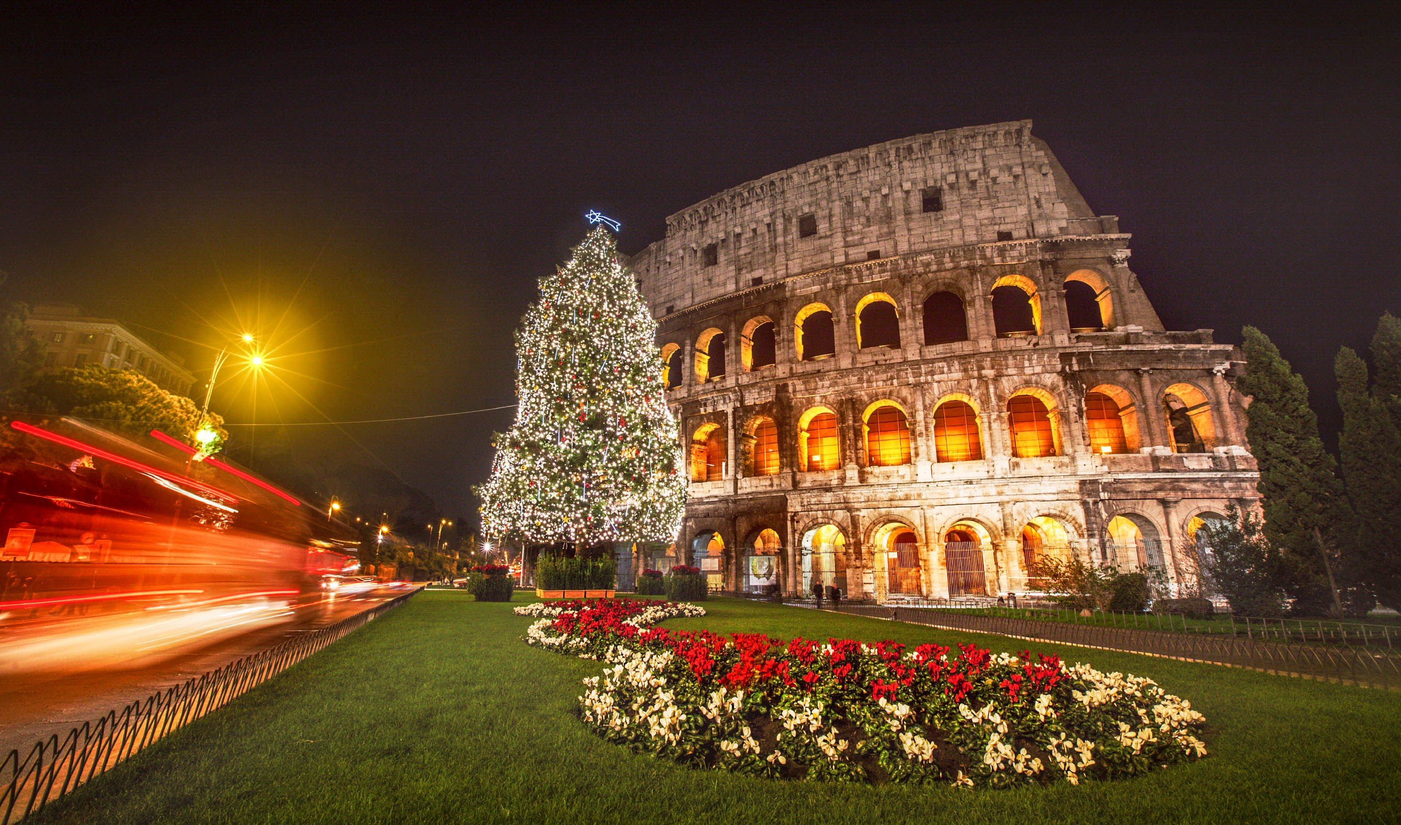 Crisi energetica e flop del progetto "Natale a Roma" festività senza