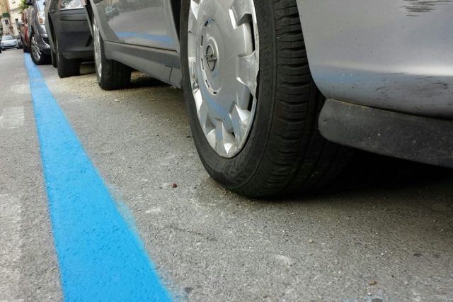 strisce blu parcheggi pagamento cisterna