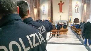 polizia e i furti in chiesa