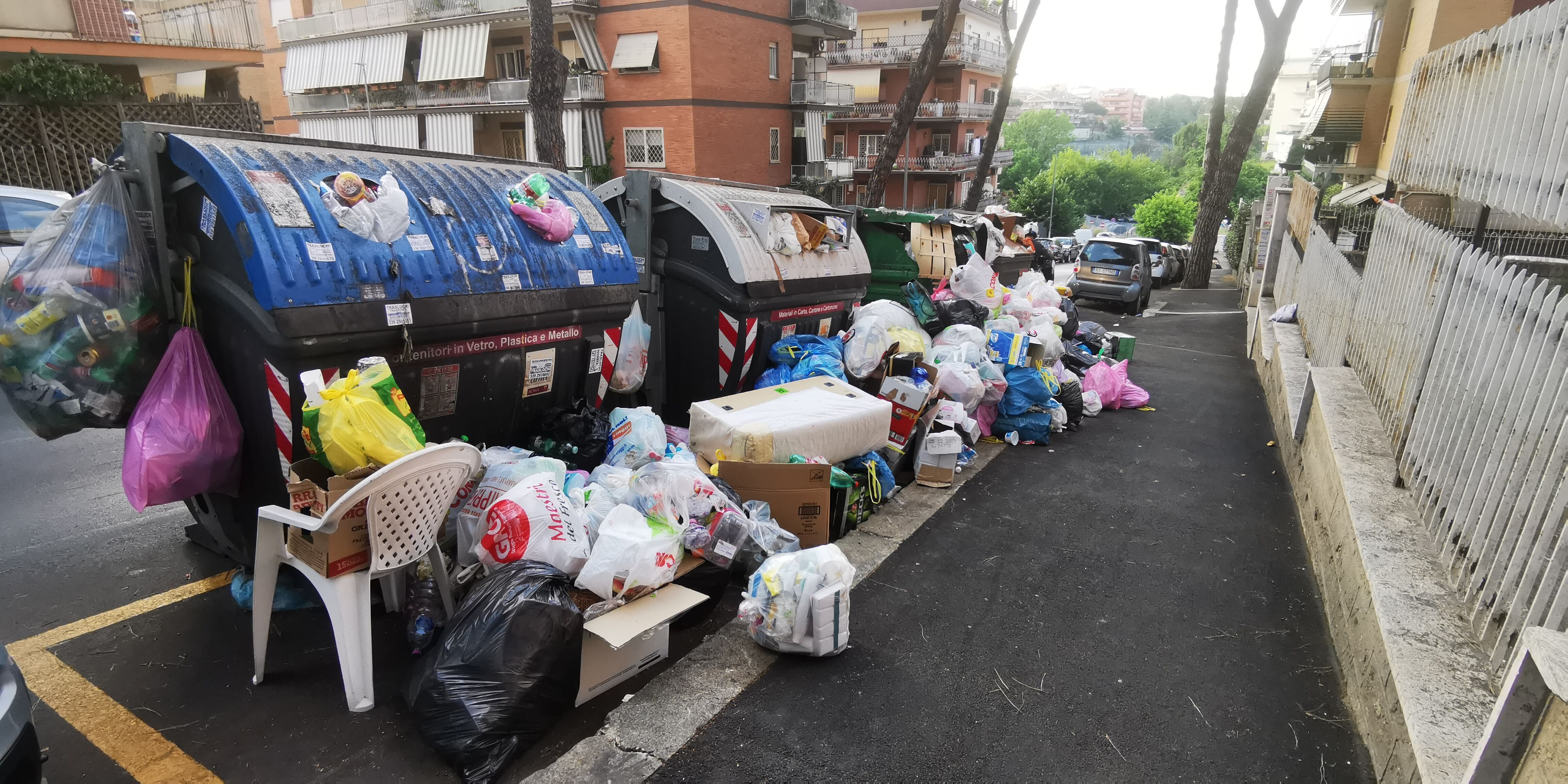 emergenza rifiuti roma