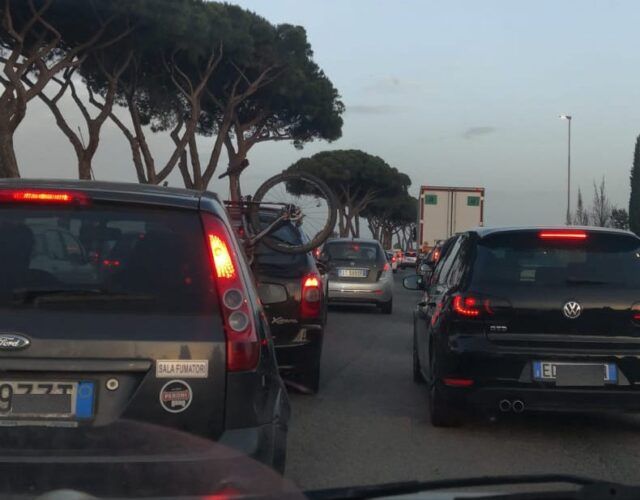traffico pontina
