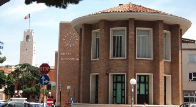 poste centrali Latina
