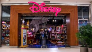 Disney Store chiude in Italia, sciopero lavoratori