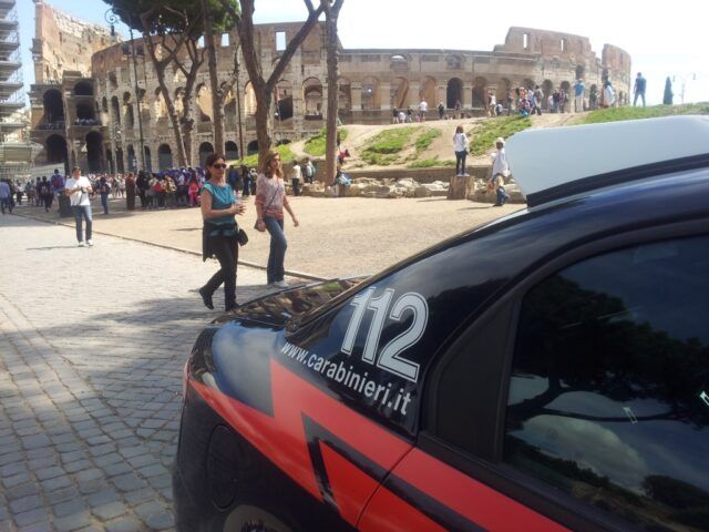 GRUPPO RM - I controlli dei Carabinieri nel centro storico (1)