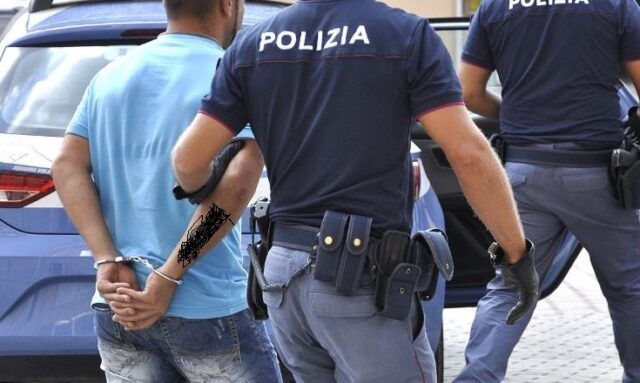 Polizia-arresto