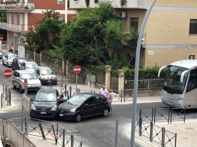 incidente pomezia