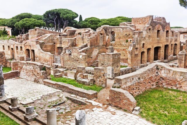 parco archeologico di ostia antica