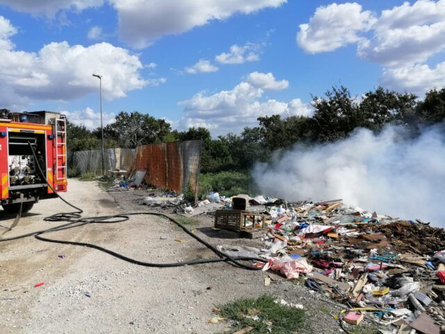 incendio castel romano campo nomadi
