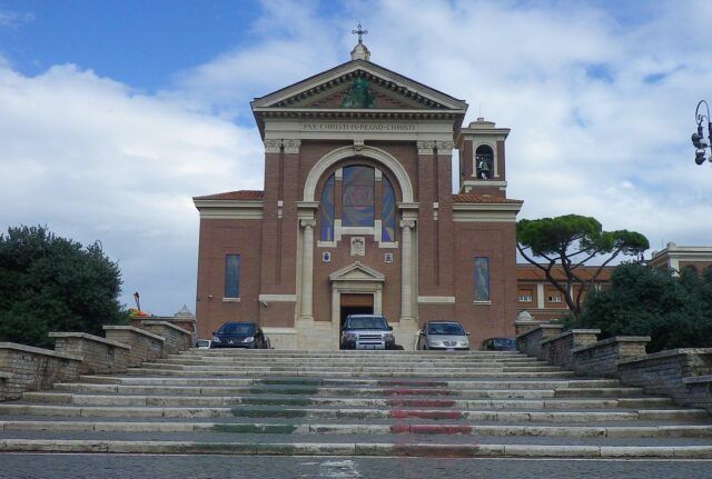 scalinata Regina Pacis