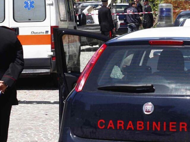 Carabinieri_ambulanza tivoli due morti brace