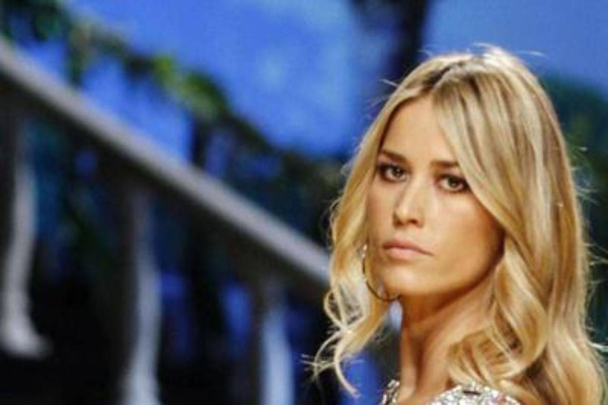 Elena Santarelli un programma su Rai 2 per la prossima stagione