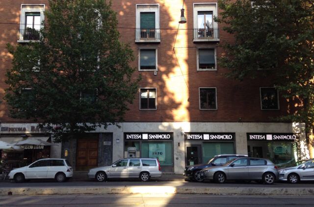 Banca_Intesa_San_Paolo banda del buco trastevere