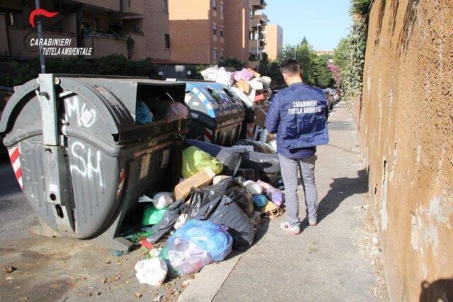 rifiuti roma