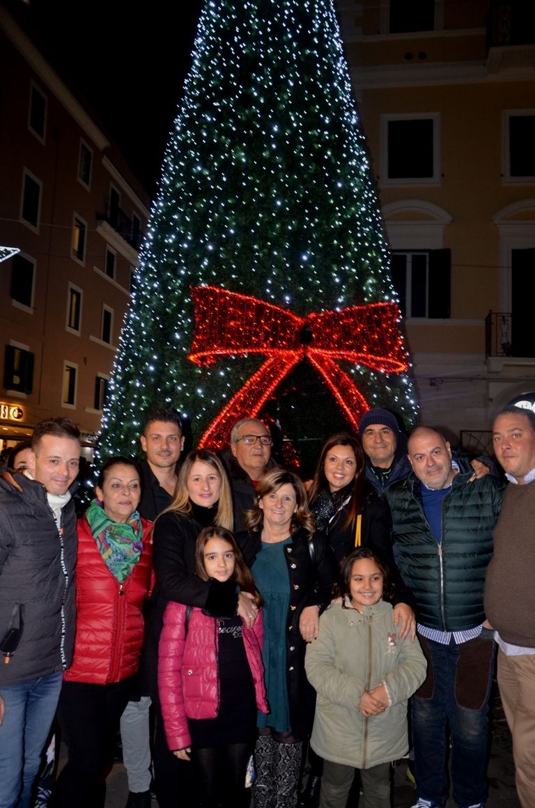 https://www.ilcorrieredellacitta.com/wp-content/uploads/2019/12/Natale-Anzio-3.jpg