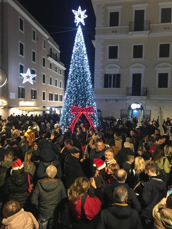 https://www.ilcorrieredellacitta.com/wp-content/uploads/2019/12/natale-Anzio-3.jpg