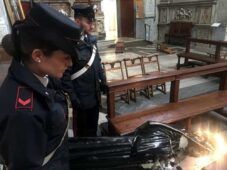 Carabinieri nella Chiesa al Tufello a Roma