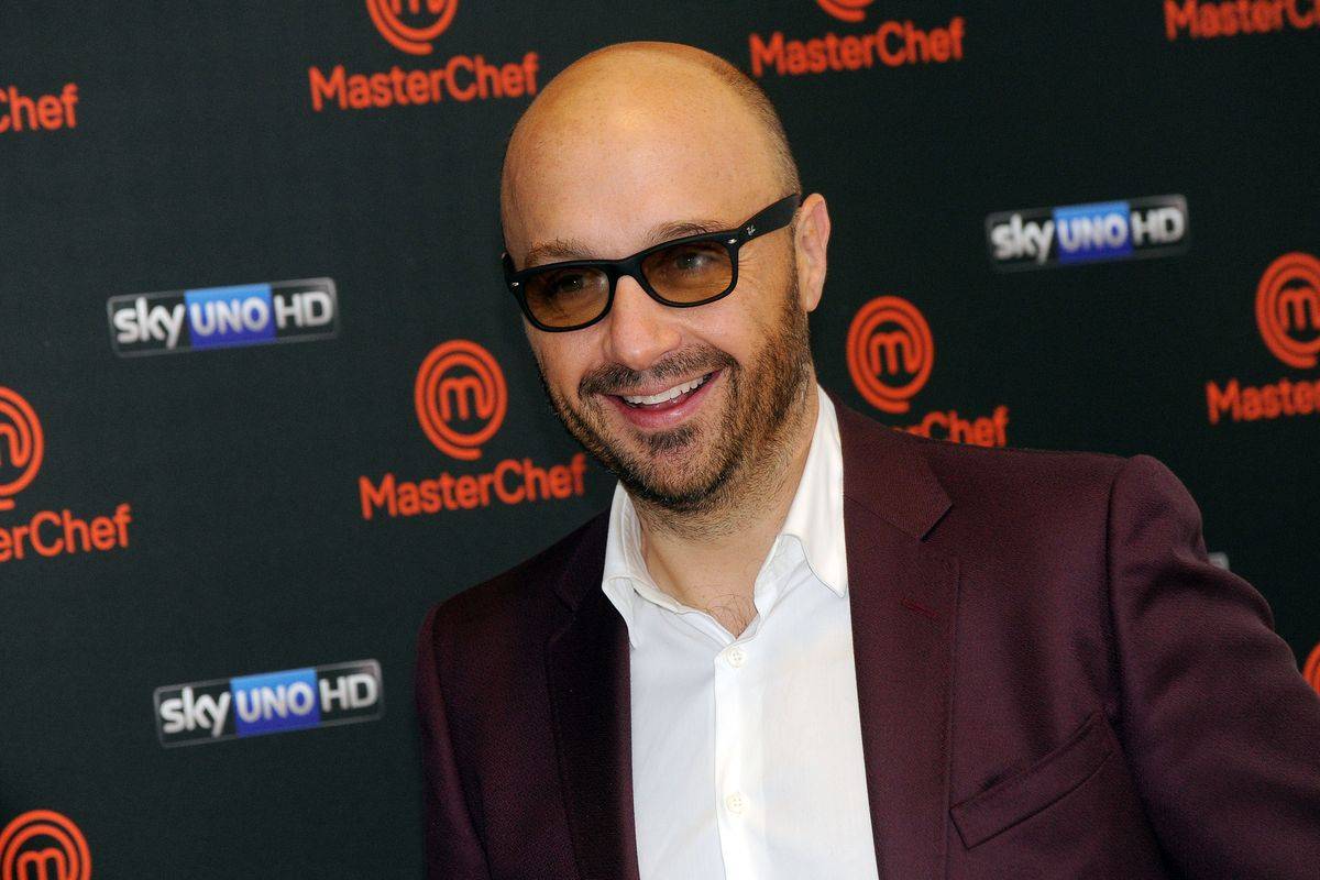 Lo chef Joe Bastianich sbarca a Roma: ecco quando e dove gustare il suo smashburger Lo chef Joe Bastianich sbarca a Roma: ecco quando e dove gustare il suo smashburger