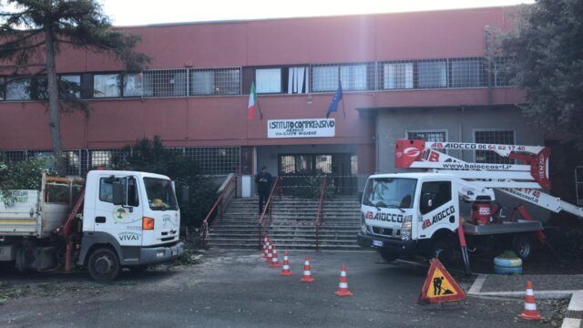 scuola campo di carne