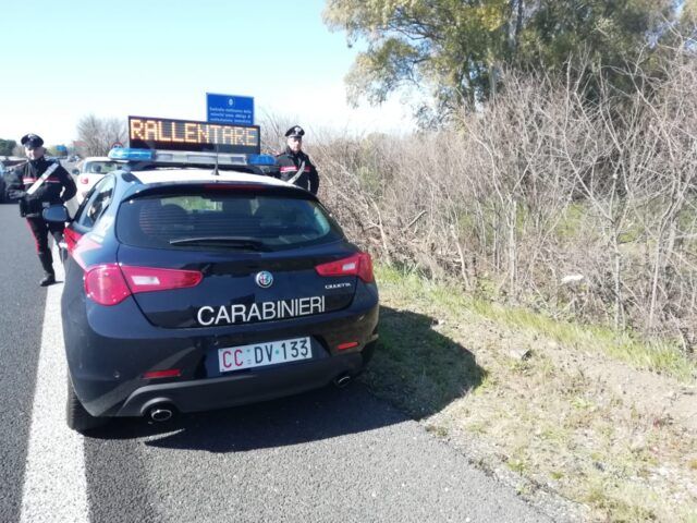 CIVITAVECCHIA - I Carabinieri sul luogo dell'incidente mortale di questa notte (3)