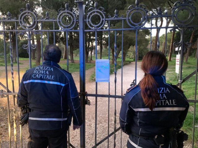 Controlli parchi e ville polizia locale