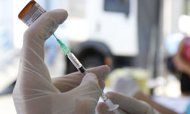 vaccino astrazeneca Terza ondata Covid in Italia