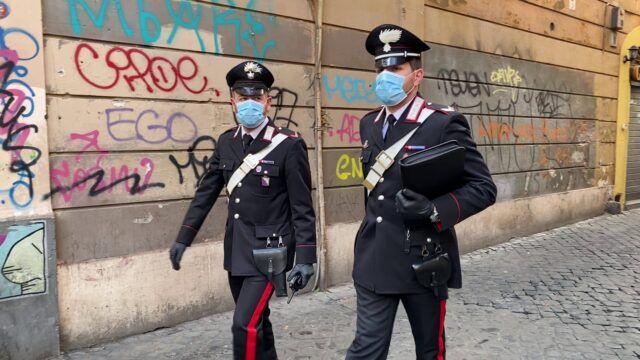CENTRO - L'intervento dei Carabinieri (2)