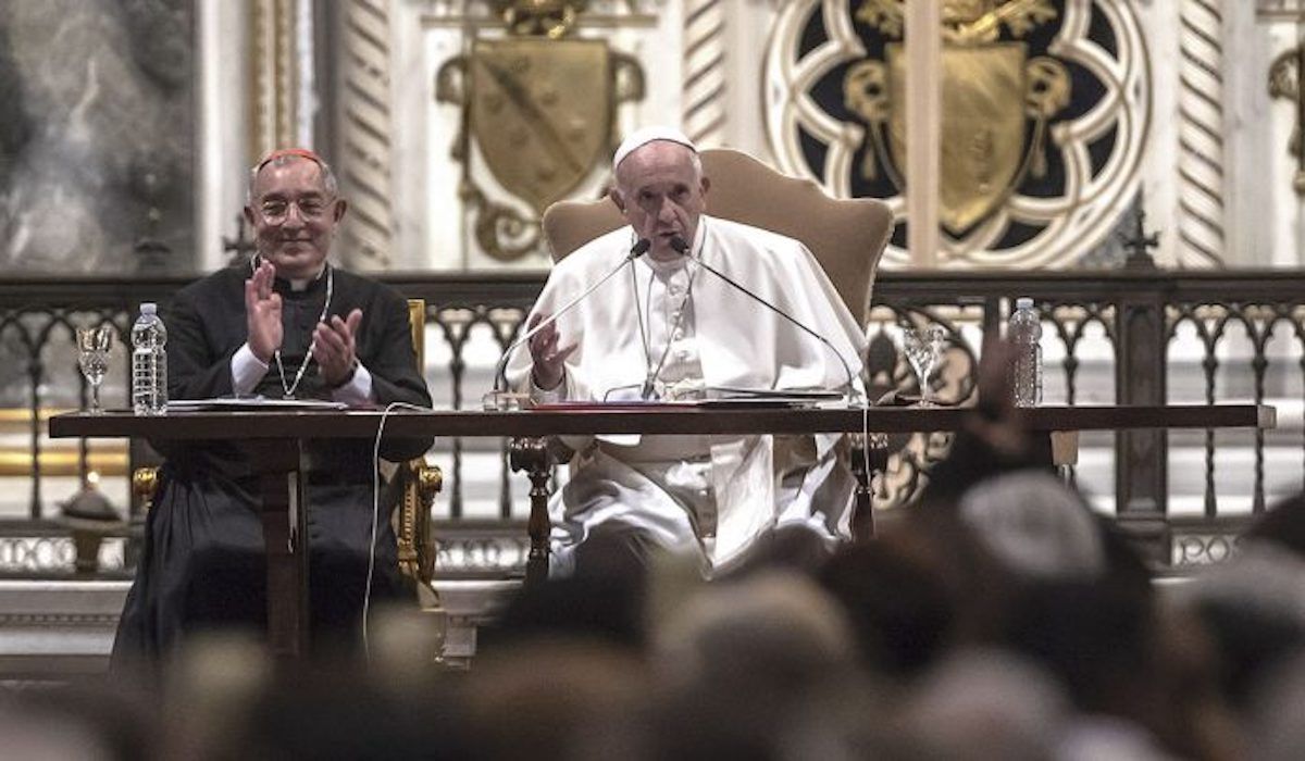 Vaticano, Guardia Svizzera sviene durante l’udienza del Papa: interrotta la cerimonia