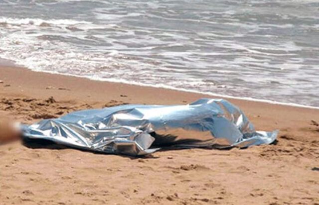 cadavere spiaggia