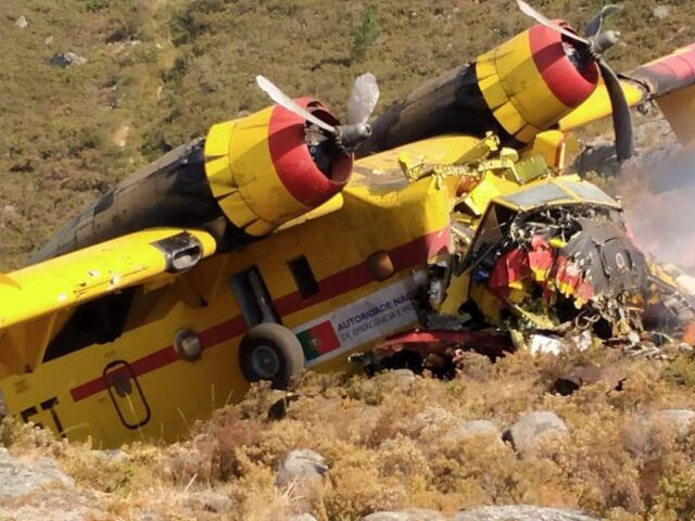 canadair2