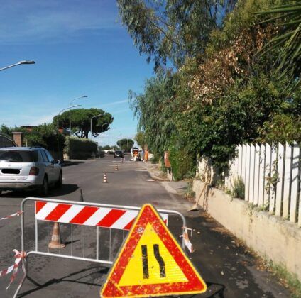Pomezia, arriva la fibra ottica nelle case e nelle imprese di via Campobello Pomezia, arriva la fibra ottica nelle case e nelle imprese di via Campobello