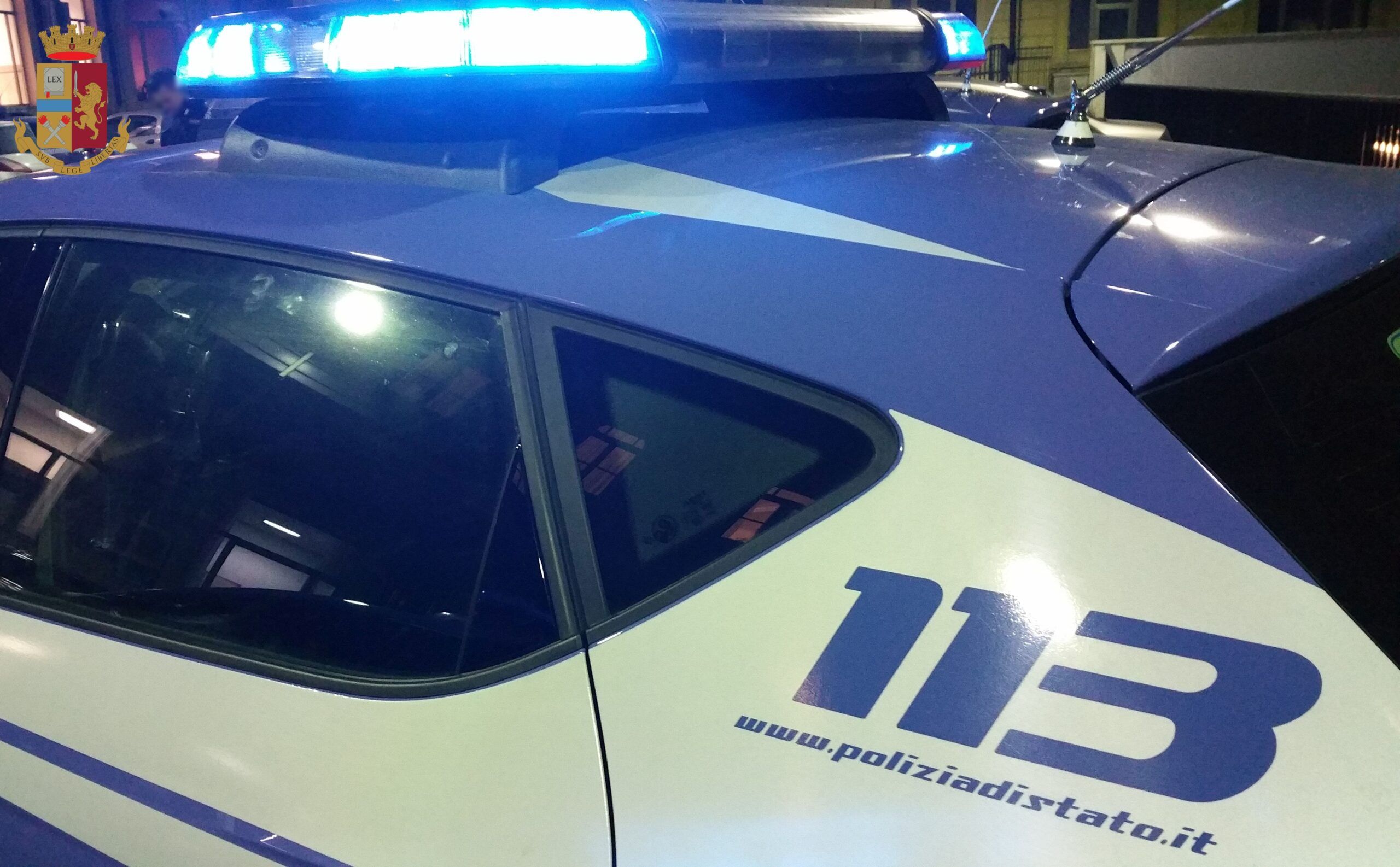 Roma, furto di auto….a bordo di un’auto rubata: la fuga inseguiti dalla Polizia