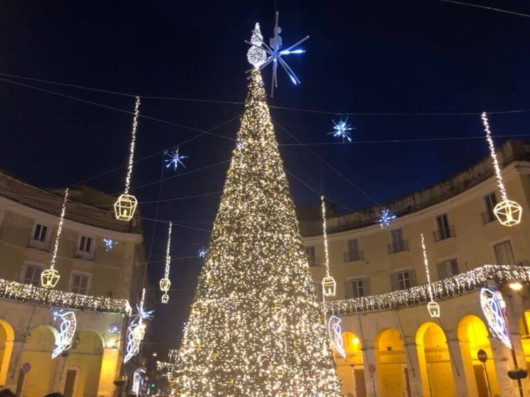 Gli alberi di Natale 2020 più belli del mondo ecco le top 10
