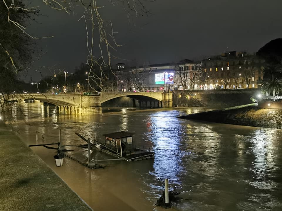 Tevere in piena
