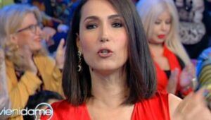 Caterina Balivo alla conduzione del programma Help- Ho un dubbio