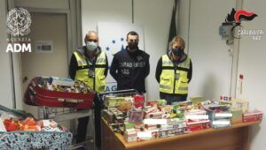Farmaci illegali anti-Covid sequestrati a Fiumicino