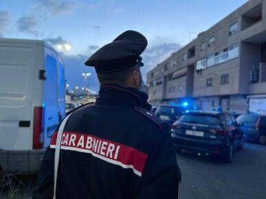 carabinieri blitz pusher