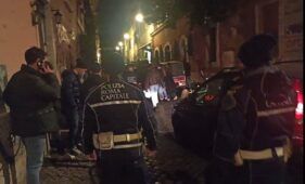 Rissa Trastevere tra ragazzi