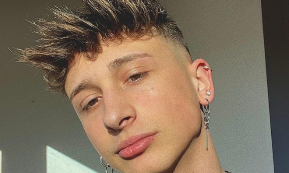 GF VIP, il Tg romeno fa un appello per salvare George Ciupilan: ‘Il nostro connazionale è al televoto’ GF VIP, il Tg romeno fa un appello per salvare George Ciupilan: ‘Il nostro connazionale è al televoto’
