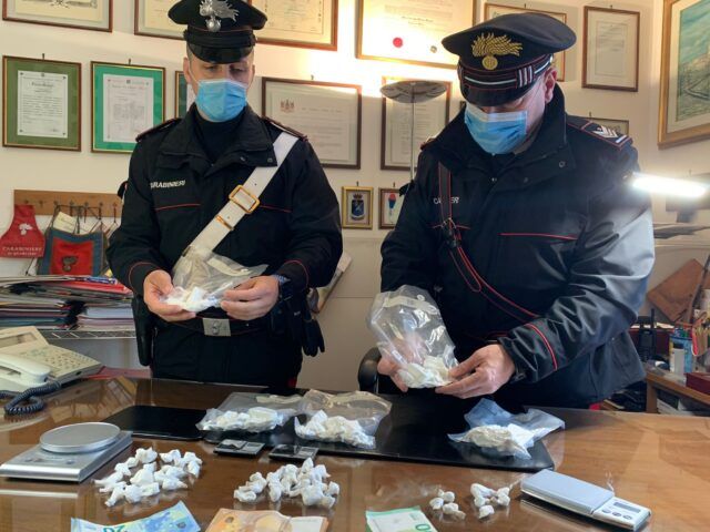 CIVITAVECCHIA - La droga sequestrata (1) bloccato carico di droga