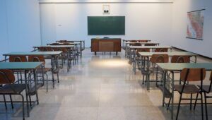 Scuola, insegnante bullizzata a Latina
