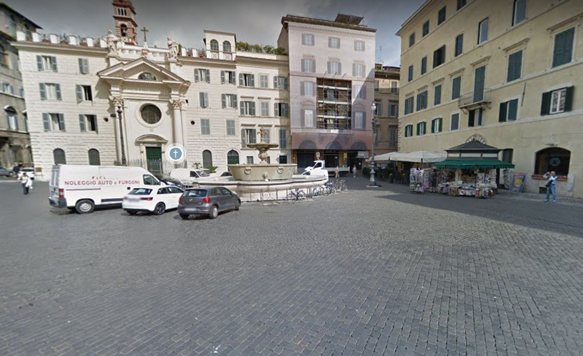 piazza farnese roma