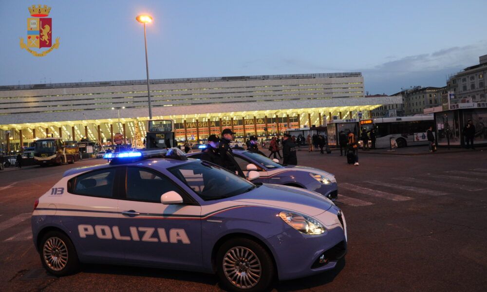 rapinatore evaso inseguito e arrestato dalla polizia