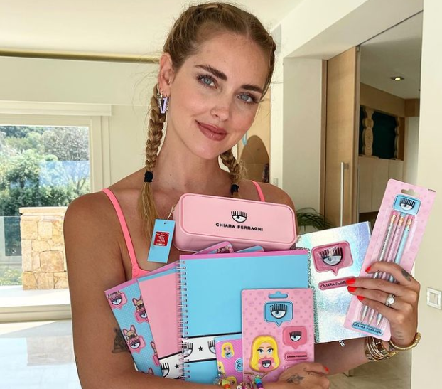 Chiara Ferragni e la linea scuola. quanto costa